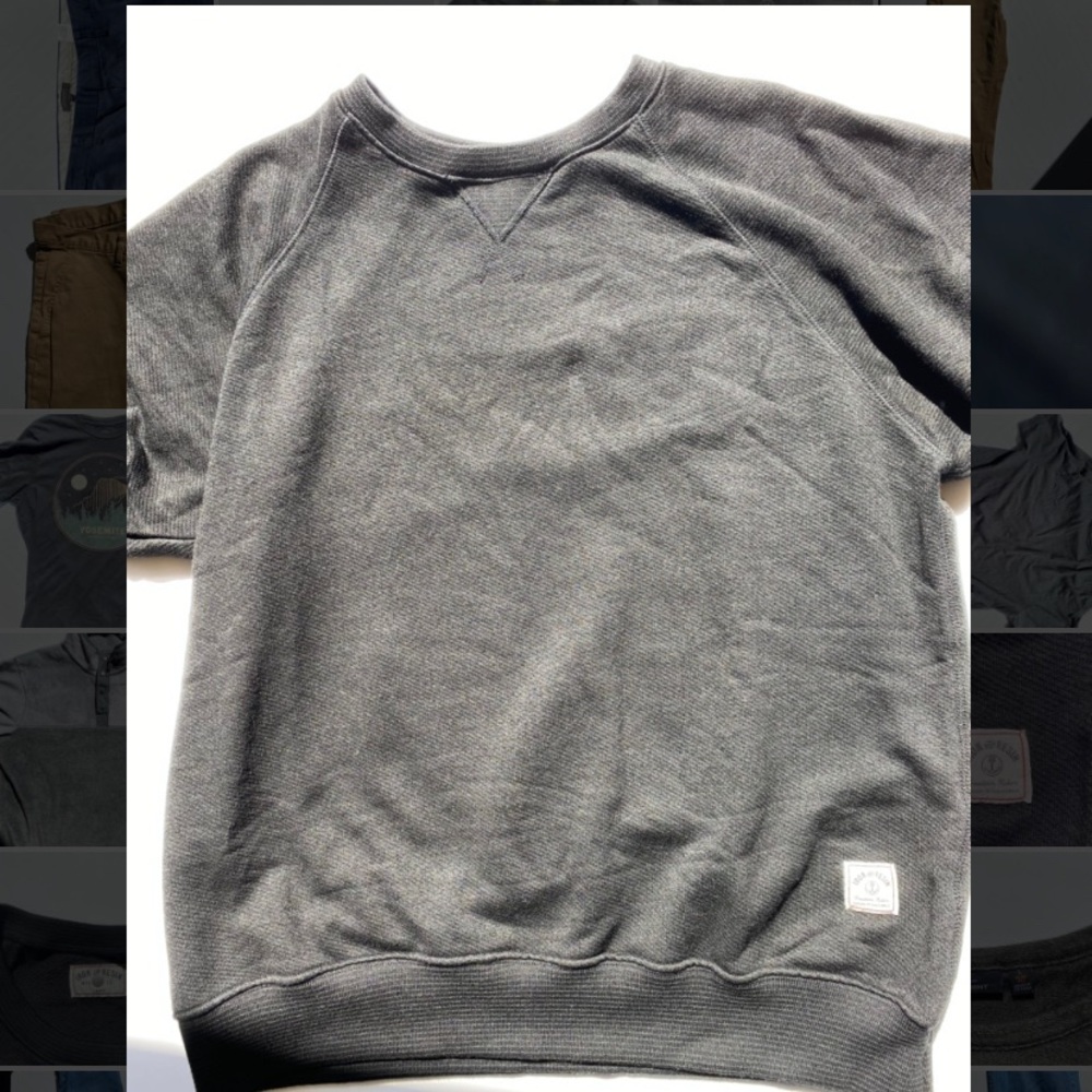 Iron and resin Short Sleeve Sweater Top